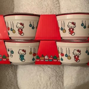 NWT Hello Kitty set of 4 holiday ramekins